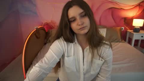 Emily online show from September 2025 12:40:01 PM