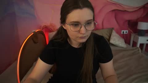 Emily online show from September 2025 12:51:02 PM