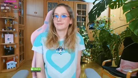 Nicole online show from January 2025 11:03:02 PM