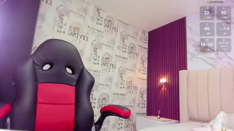 magievans1 online show from February 2025 12:13:02 PM