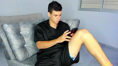 Snapshot of magnificent_star18 chatting on May 2026 12:18:02 AM RONALD online show from May 2026 12:18:02 AM