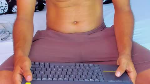 Magnus Alejo online show from November 2025 11:32:02 AM