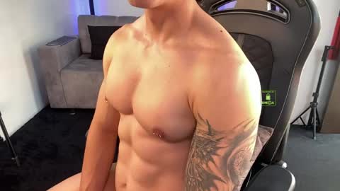 Snapshot of magnus_savage chatting on May 2026 06:15:02 PM If you want me to use the Lovense please let me know -- online show from May 2026 06:15:02 PM