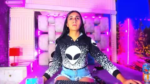 mahiara hot online show from May 2026 03:01:01 AM
