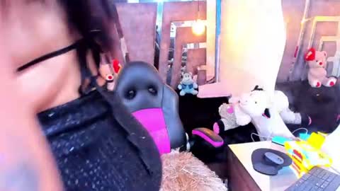 mahiara hot online show from July 2026 12:59:02 PM