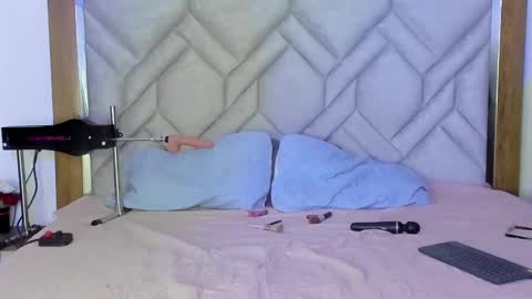 Maia Stark online show from January 2025 06:52:01 AM