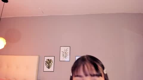 Maia online show from November 2025 01:44:02 PM