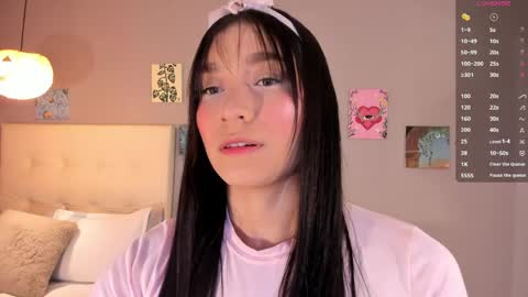 Snapshot of maia_w10 chatting on April 2026 12:09:02 PM Maia online show from April 2026 12:09:02 PM