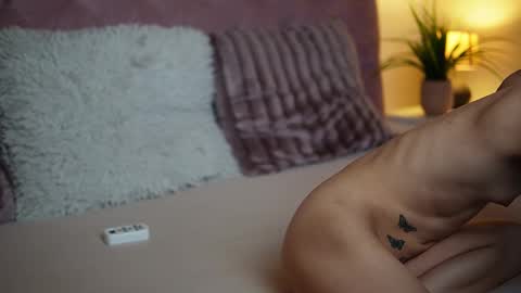  Maia  online show from October 2025 05:52:02 AM