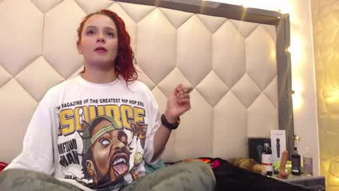 Maia  online show from December 2024 08:15:01 PM