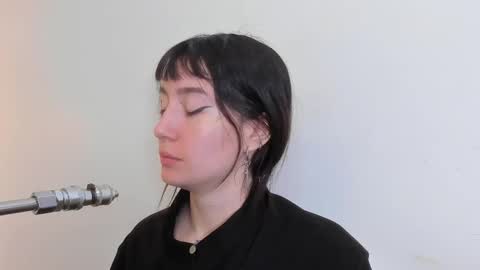 maibys online show from September 2025 03:52:01 AM