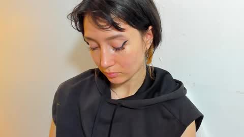 maibys online show from April 2026 03:57:01 AM