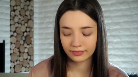 Lucy online show from January 2025 04:13:01 AM