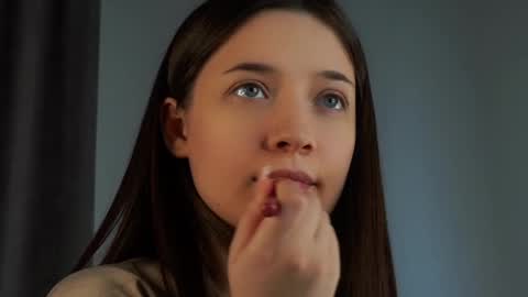 Lucy online show from February 2025 05:58:01 AM