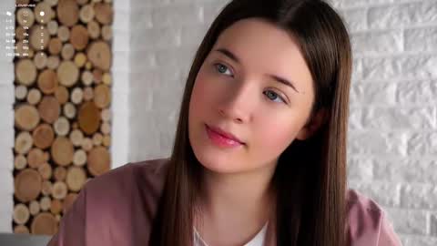 Lucy online show from September 2025 01:20:01 AM