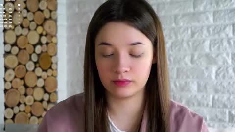 Lucy online show from December 2025 02:07:02 AM