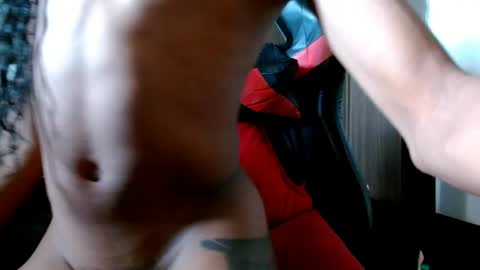 Snapshot of maidi_hot chatting on May 2026 03:53:02 PM Bella Maidi online show from May 2026 03:53:02 PM