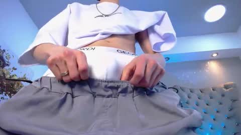 Maik Carver online show from January 2026 03:53:02 AM