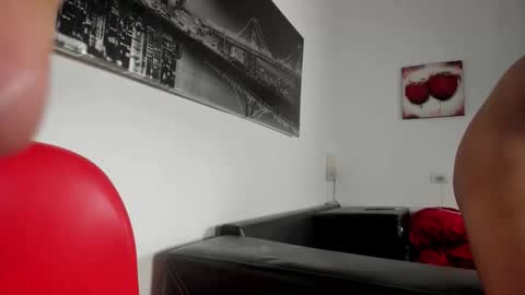 Snapshot of maikol_twinkx1 chatting on April 2026 03:14:02 PM MAIKOL online show from April 2026 03:14:02 PM