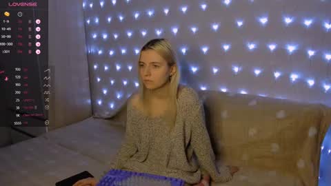 Your kitty online show from December 2024 03:37:01 PM