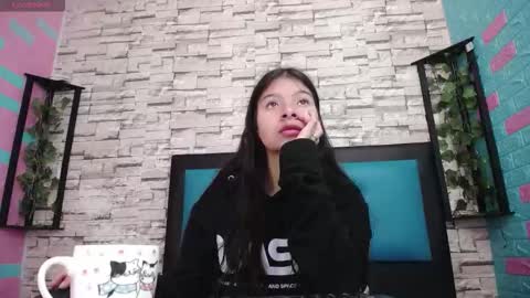  MAILY CAN  online show from September 2025 01:03:01 PM