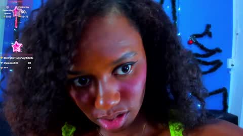 Mailyn online show from December 2024 10:23:02 PM