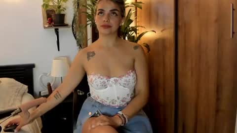 Mailyn Foxx online show from June 2026 01:08:01 AM