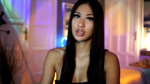 Mai online show from September 2025 12:40:01 PM