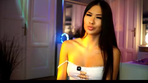 Mai online show from September 2025 12:40:02 PM