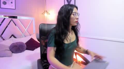 Snapshot of maite_black chatting on November 2025 03:01:02 AM Camila online show from November 2025 03:01:02 AM