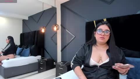 Snapshot of maite_grays chatting on May 2026 12:24:01 PM M A I T E online show from May 2026 12:24:01 PM