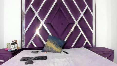 maite online show from April 2026 09:01:02 PM