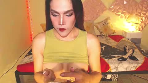 Snapshot of majestic_beauty chatting on July 2026 07:29:02 PM Alliya online show from July 2026 07:29:02 PM