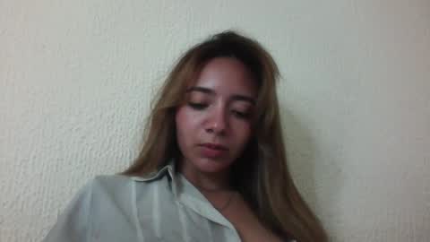 Snapshot of majo_gomezz chatting on September 2025 01:10:01 AM majo_gomezz online show from September 2025 01:10:01 AM