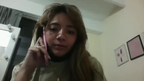 Snapshot of majo_gomezz chatting on October 2025 02:20:01 AM majo_gomezz online show from October 2025 02:20:01 AM