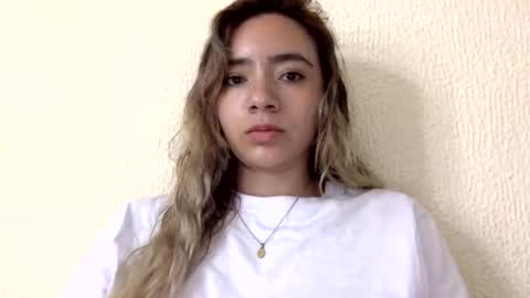 majo_gomezz online show from March 2026 03:01:02 AM