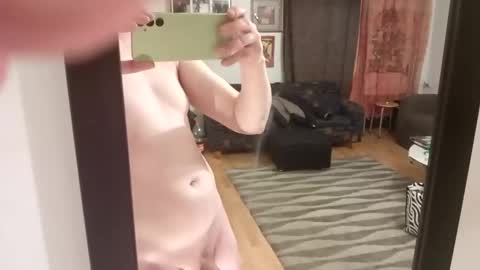 Snapshot of majorxoxo chatting on December 2024 02:38:02 PM majorxoxo online show from December 2024 02:38:02 PM