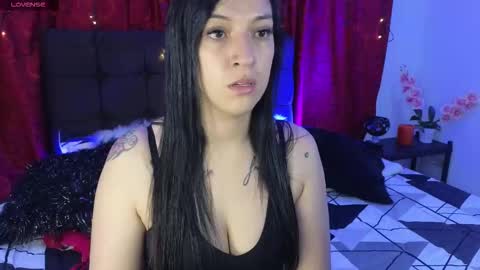 Celeste Bonet  online show from October 2025 11:44:01 AM