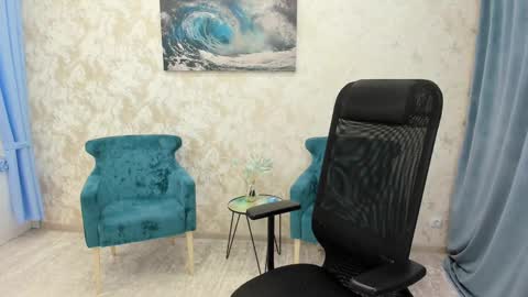 Chloe online show from February 2025 06:40:01 AM