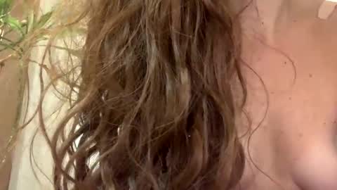 Snapshot of makemedanc chatting on October 2025 08:26:01 PM makemedanc online show from October 2025 08:26:01 PM