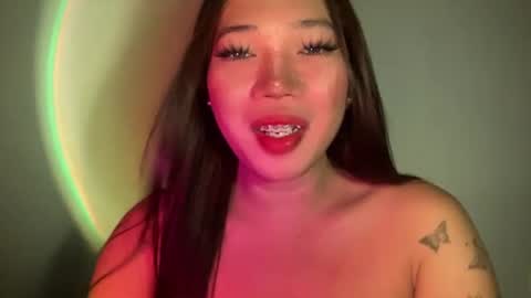 Snapshot of makemesquirt_xxx chatting on June 2026 01:08:01 AM KEANA online show from June 2026 01:08:01 AM