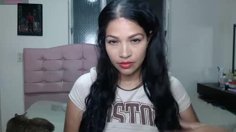 Snapshot of makennaa_1 chatting on May 2026 09:59:01 AM MAKENNAA online show from May 2026 09:59:01 AM