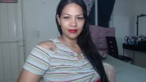 Snapshot of makennaa_1 chatting on July 2026 10:22:02 AM MAKENNAA online show from July 2026 10:22:02 AM