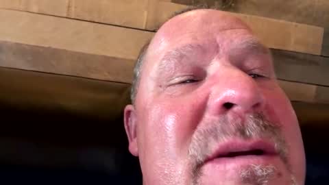 makeyousquirt1969 online show from January 2026 08:32:01 PM