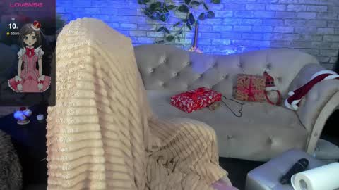 Makima online show from December 2024 04:17:01 PM