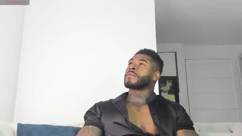Snapshot of makonneen chatting on June 2026 10:54:01 PM Makonnen online show from June 2026 10:54:01 PM