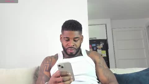 Snapshot of makonneen chatting on July 2026 03:23:01 AM Makonnen online show from July 2026 03:23:01 AM