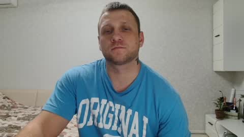 malchyshka online show from December 2024 10:01:02 AM