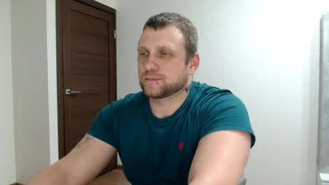 malchyshka online show from April 2026 09:34:02 PM