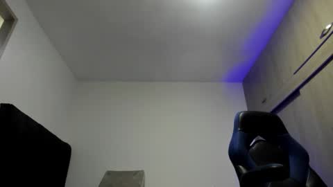 ADAM         online show from October 2025 02:47:02 AM